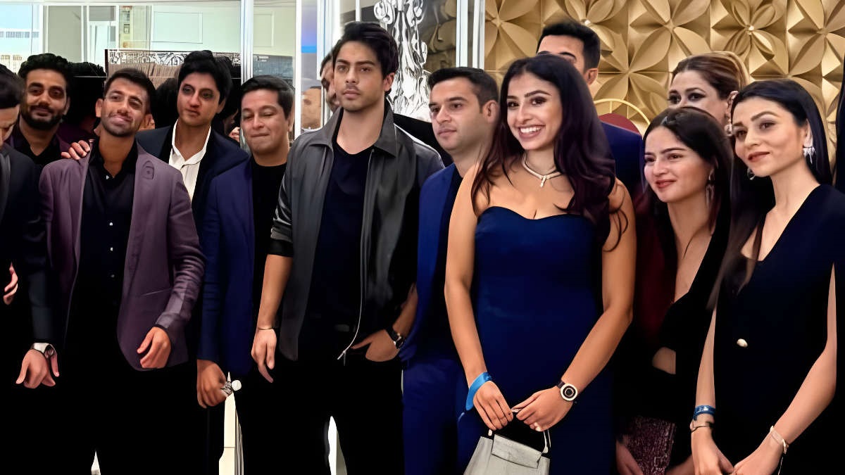 Aryan Khan with school friends at 'The Ba**ds of Bollywood' premiere