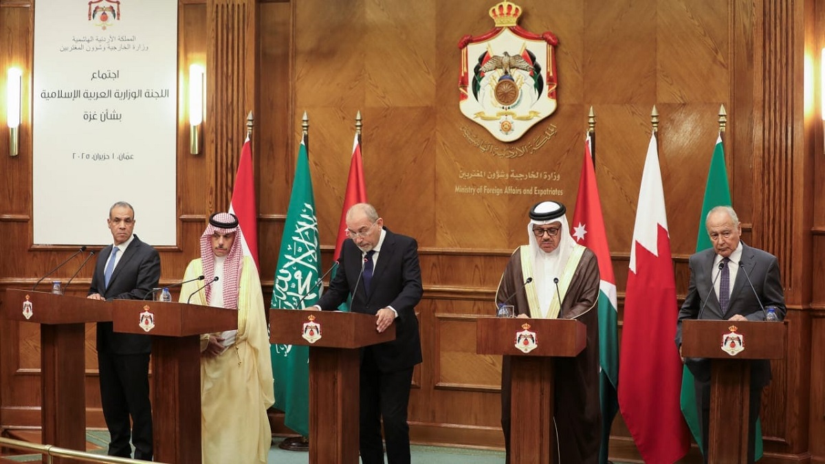 Arab-Islamic leaders gather in Doha to support Qatar after Israeli strike.