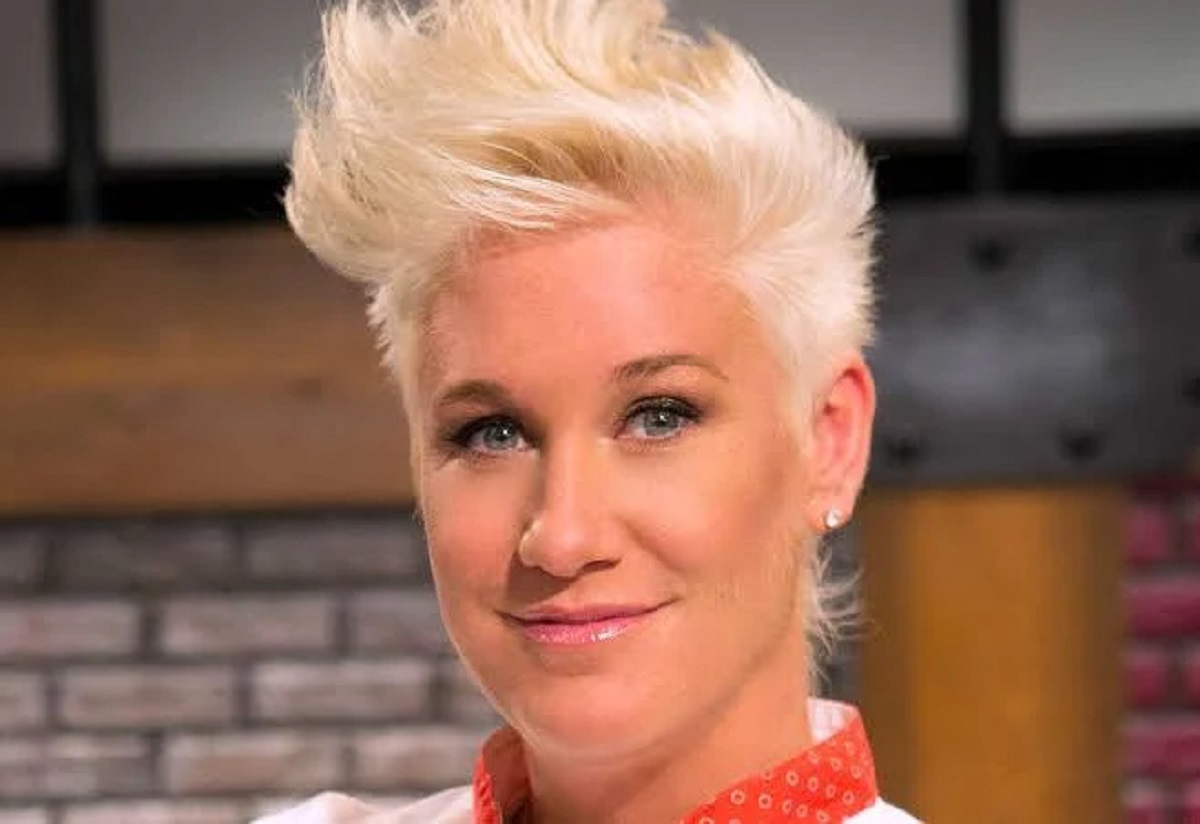 Anne Burrell Biography – Life, Career, and Legacy
