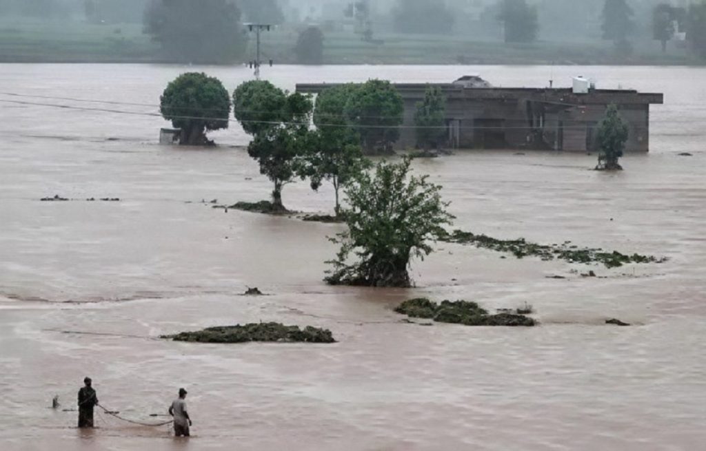 Severe Flooding in Multan and Sindh Provinces as Rivers Overflow Severe Flooding in Multan and Sindh Provinces as Rivers Overflow