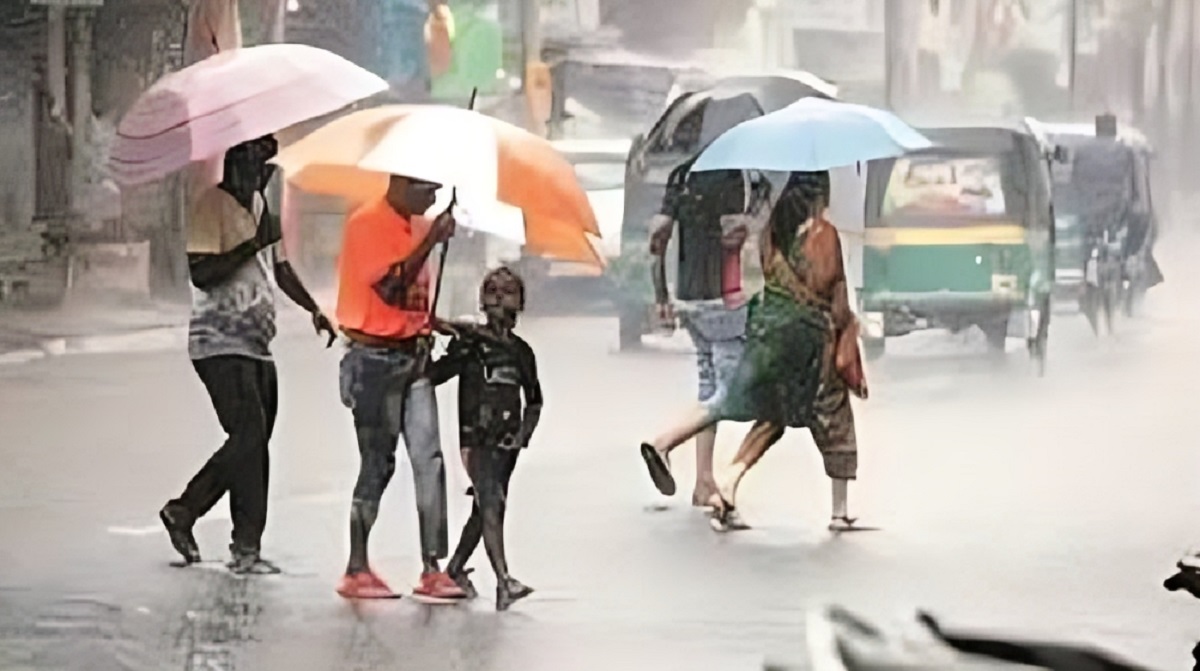 IMD forecast showing renewed heavy monsoon rainfall across Maharashtra Telangana Odisha states