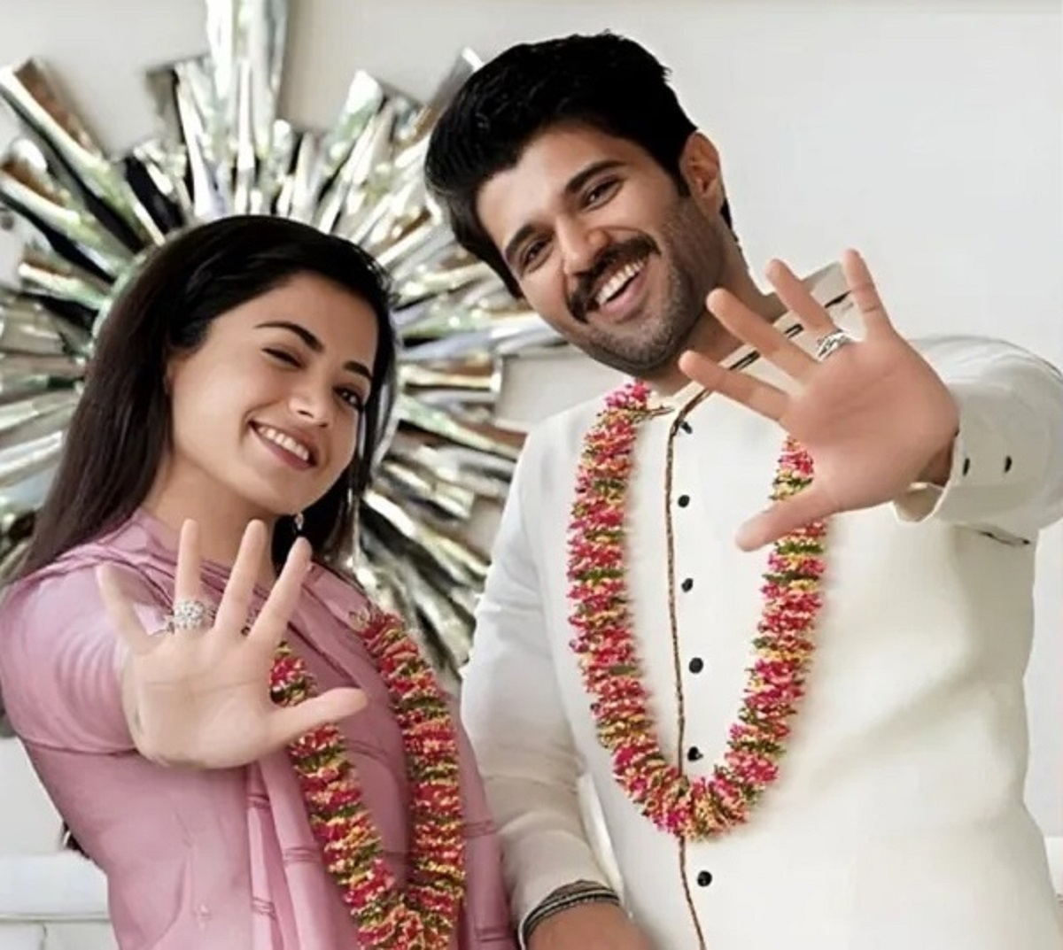 Rashmika Mandanna flaunts massive diamond engagement ring from Vijay Deverakonda at Mumbai airport.