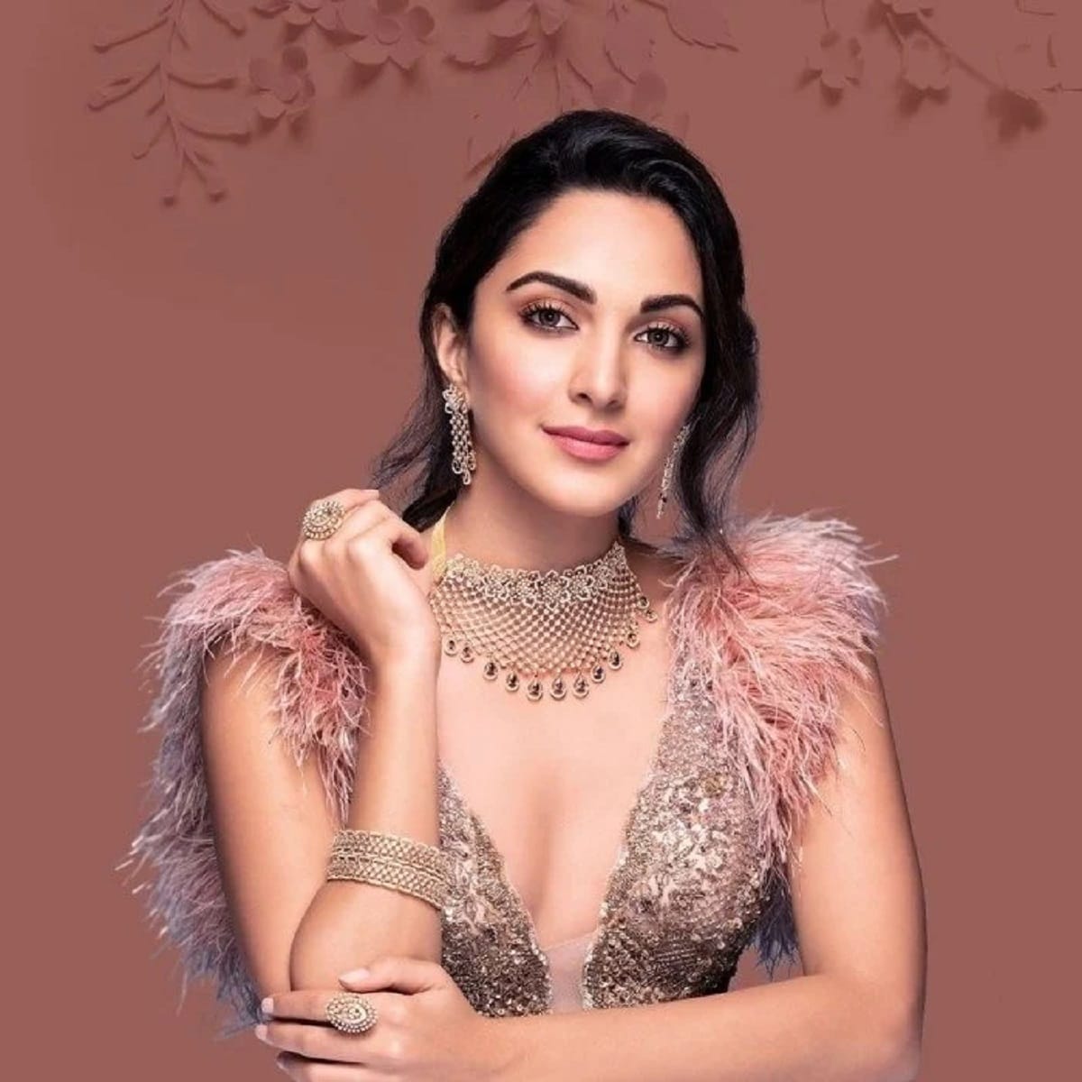 Kiara Advani Biography 2025: From Dream Girl to Bollywood Queen