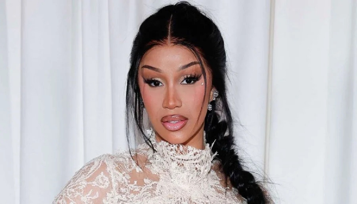 Cardi B addresses criticism over spending Christmas away from Stefon Diggs