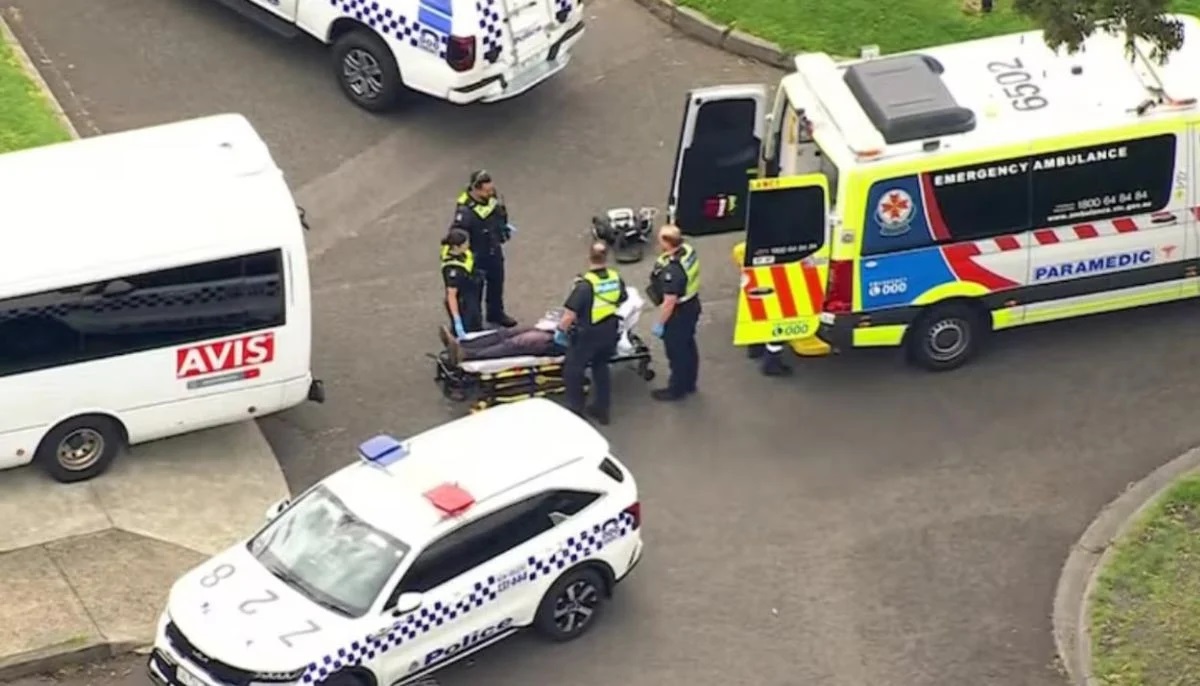 Melbourne principal stabbing at Keysborough Secondary College lockdown