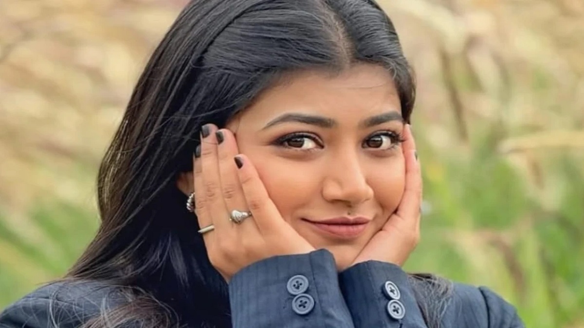 Nandini CM actress during a television serial shoot