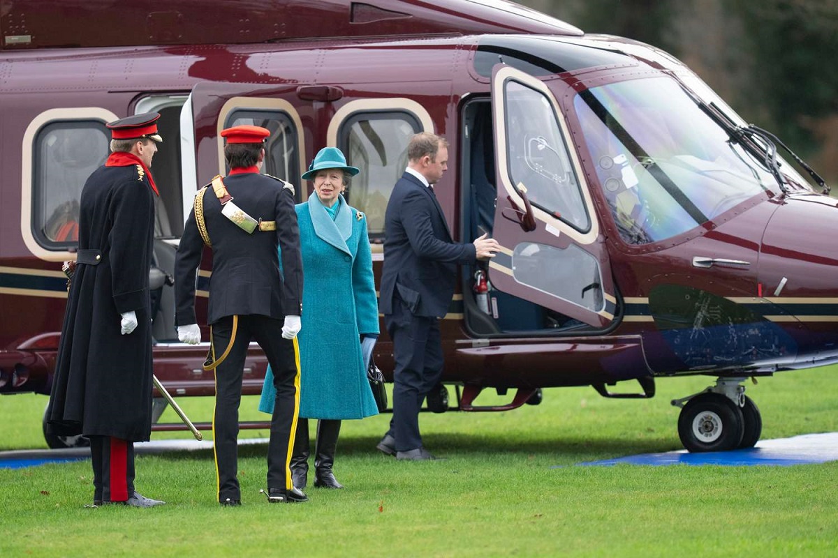 Royal Family helicopter travel Buckingham Palace