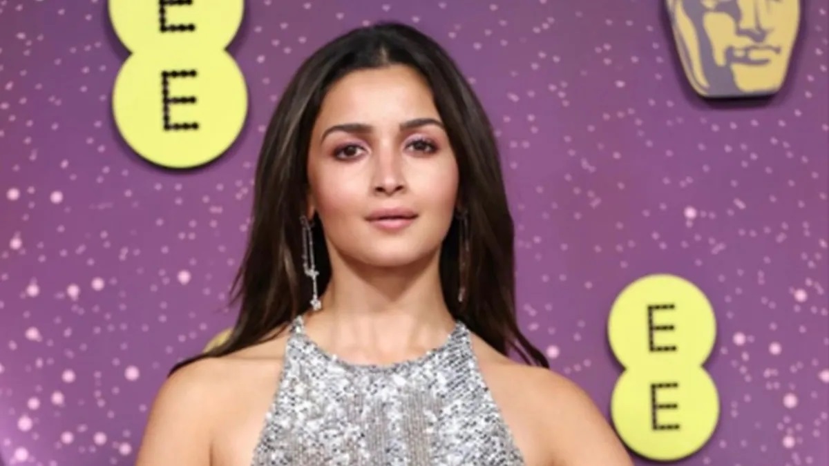 Alia Bhatt BAFTA 2026 photos backstage moment
