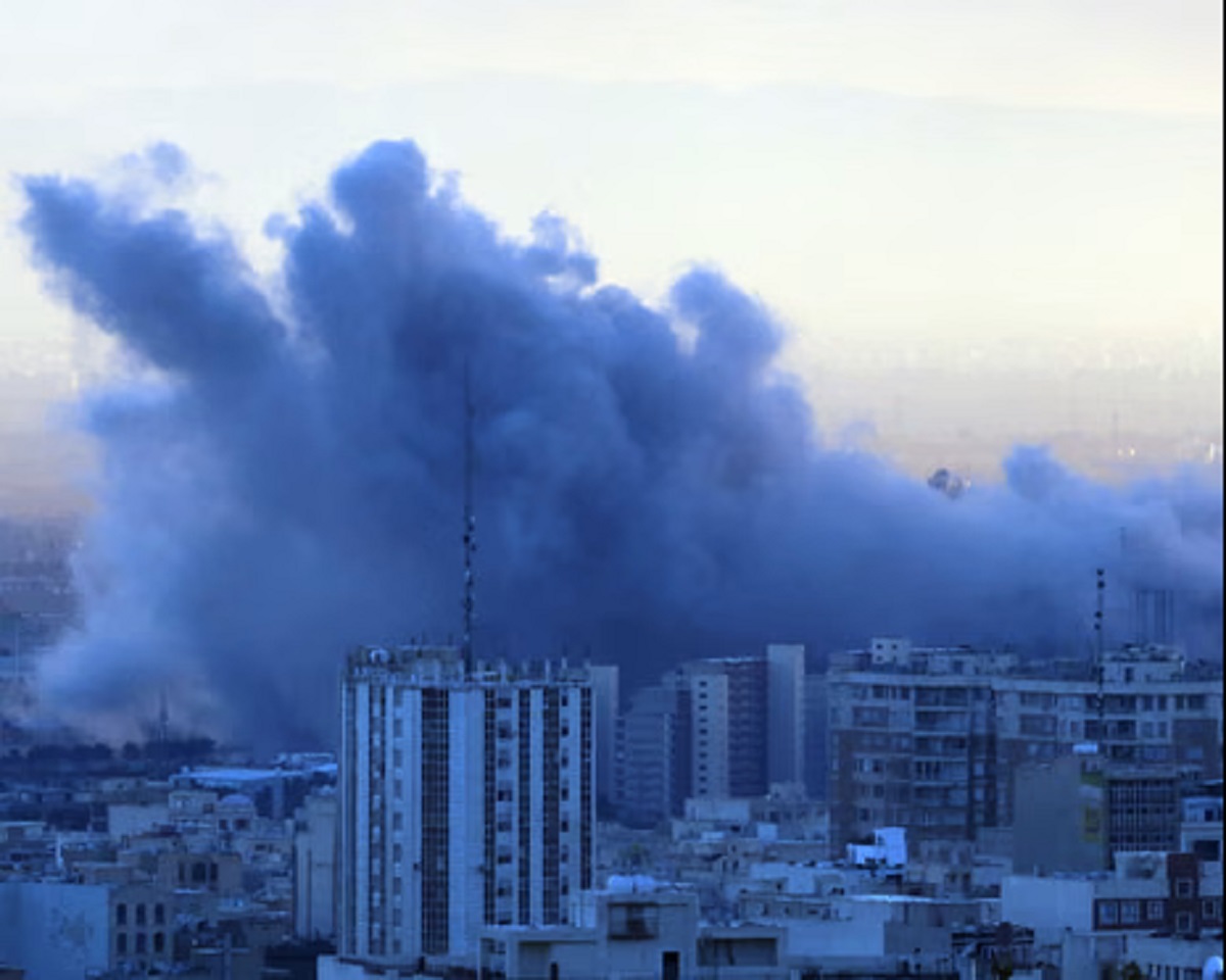US‑Israel Iran Conflict Escalation missiles and warplanes