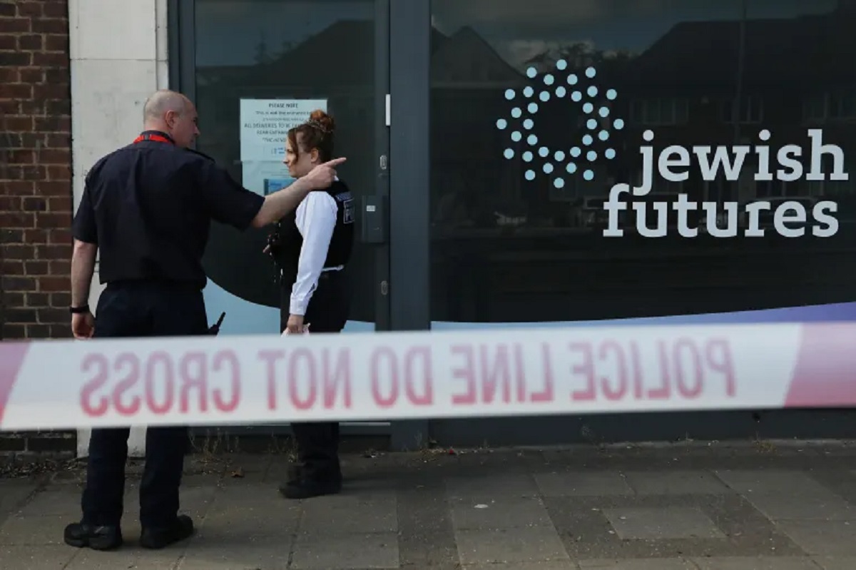 Met Police investigating Iran-linked arson attacks in London synagogues