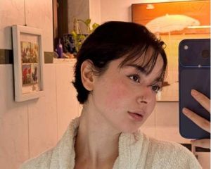 Hania Aamir Short Hair Shock: Bold Look Breaks Internet