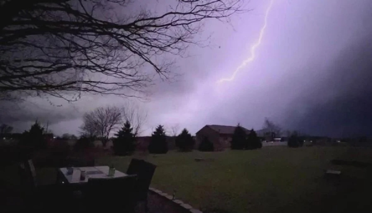 Ohio Severe Thunderstorm Watch: Violent Cold Front Collides with Record 88°F Heatwave—Will It Trigger Spring Tornadoes?