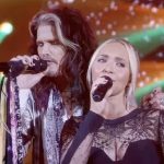 Steven Tyler Mourns Hayden Panettiere Death: Aerosmith Star Pays Tribute Aerosmith frontman Steven Tyler performing on stage with Hayden Panettiere on the TV show Nashville