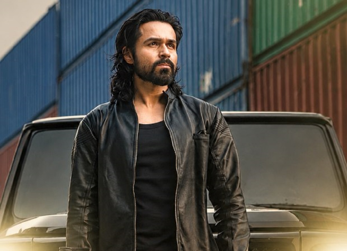 Emraan Hashmi in an intense action scene from Awarapan 2 celebrating box office success.
