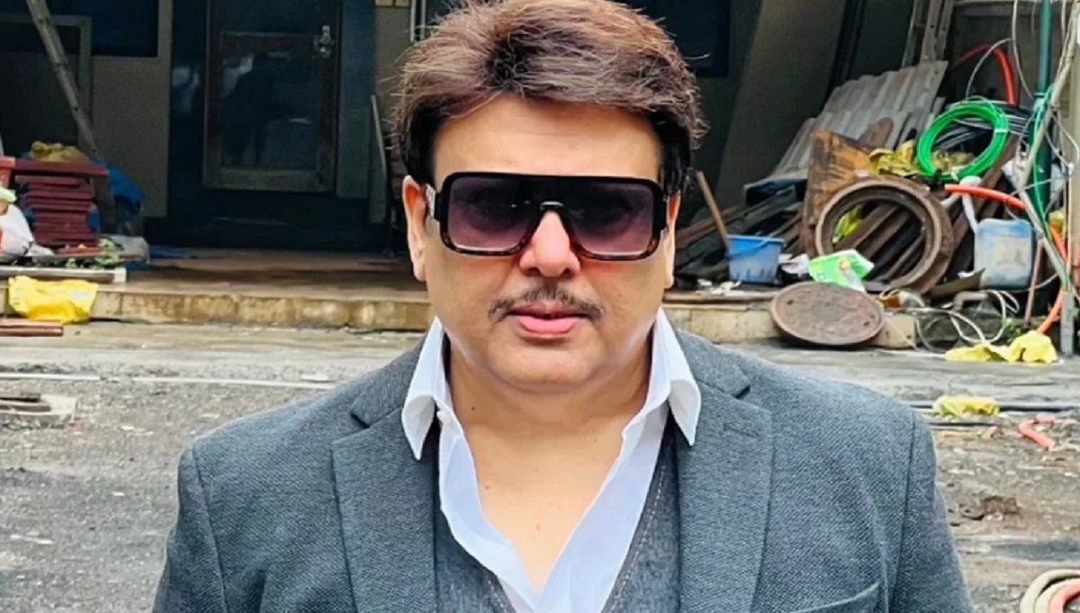 Govinda with Roopa co-star Komal Rani Swarnkar at Lalbaugcha Raja