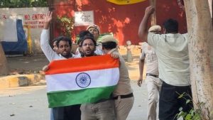 Ashutosh Ranka Detained After CJP Protesters Scale Barricades at Delhi’s Jantar Mantar