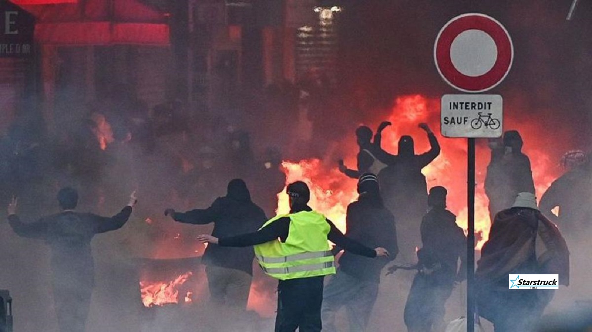 Police and demonstrators during violent protests in Paris, France, on October 18, 2026.